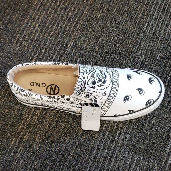 Gnd sneakers   - Picture 1 of 5